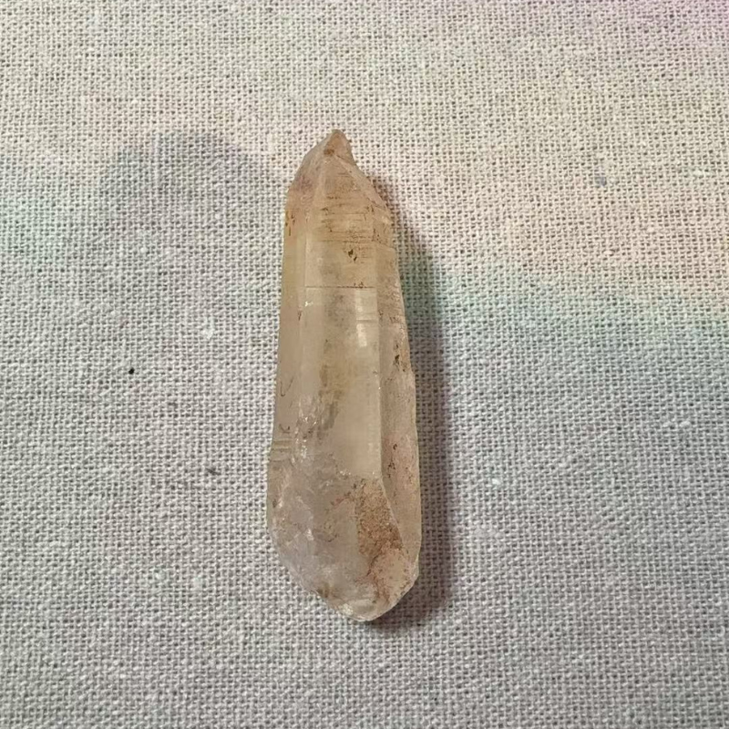 UK Live Sale Raw White Quartz with Inclusions 2